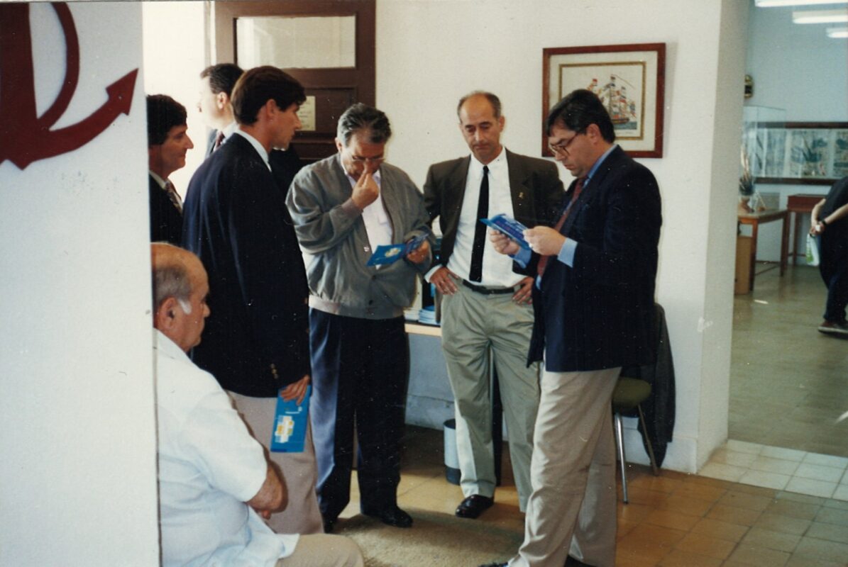 AM94-08-FOTO1