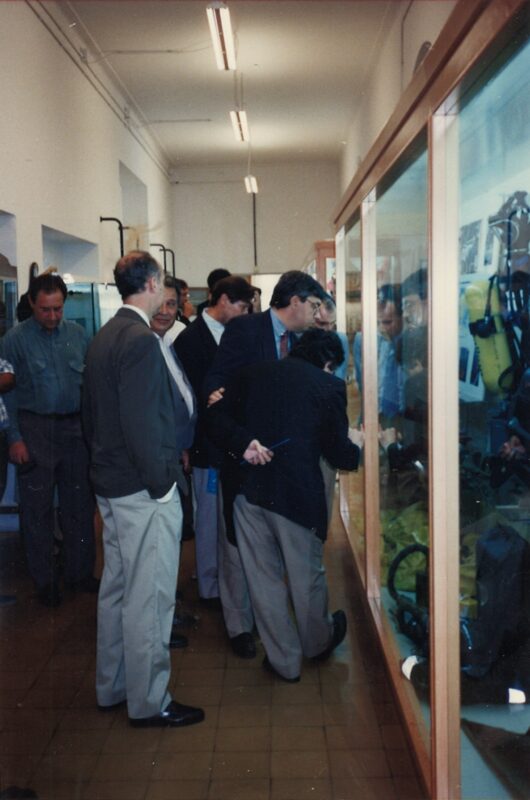 AM94-11-FOTO2